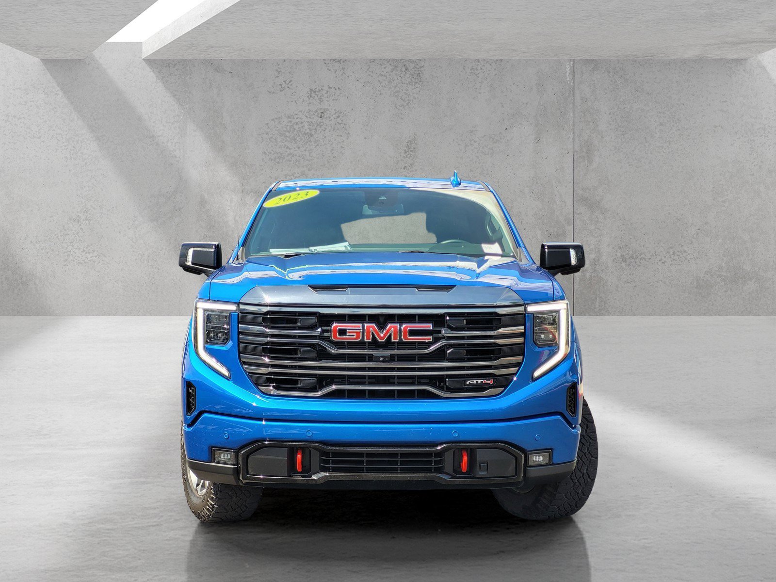 Used 2023 GMC Sierra 1500 AT4 AWD/4WD image 3