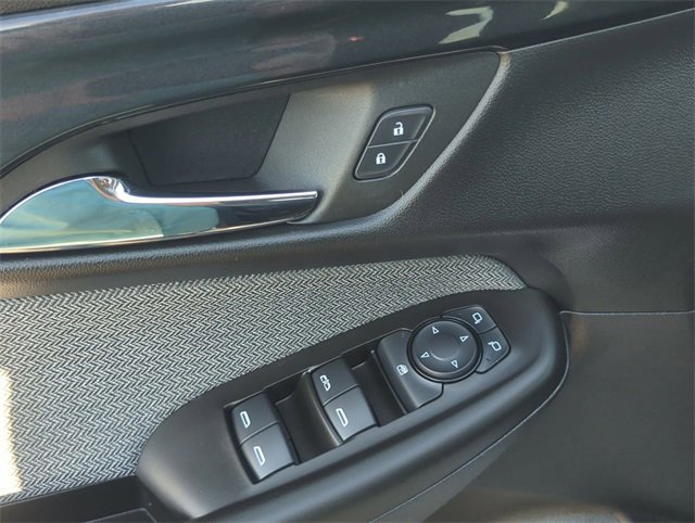 Used 2025 Chevrolet TrailBlazer LT w/ Driver Confidence Package image 13