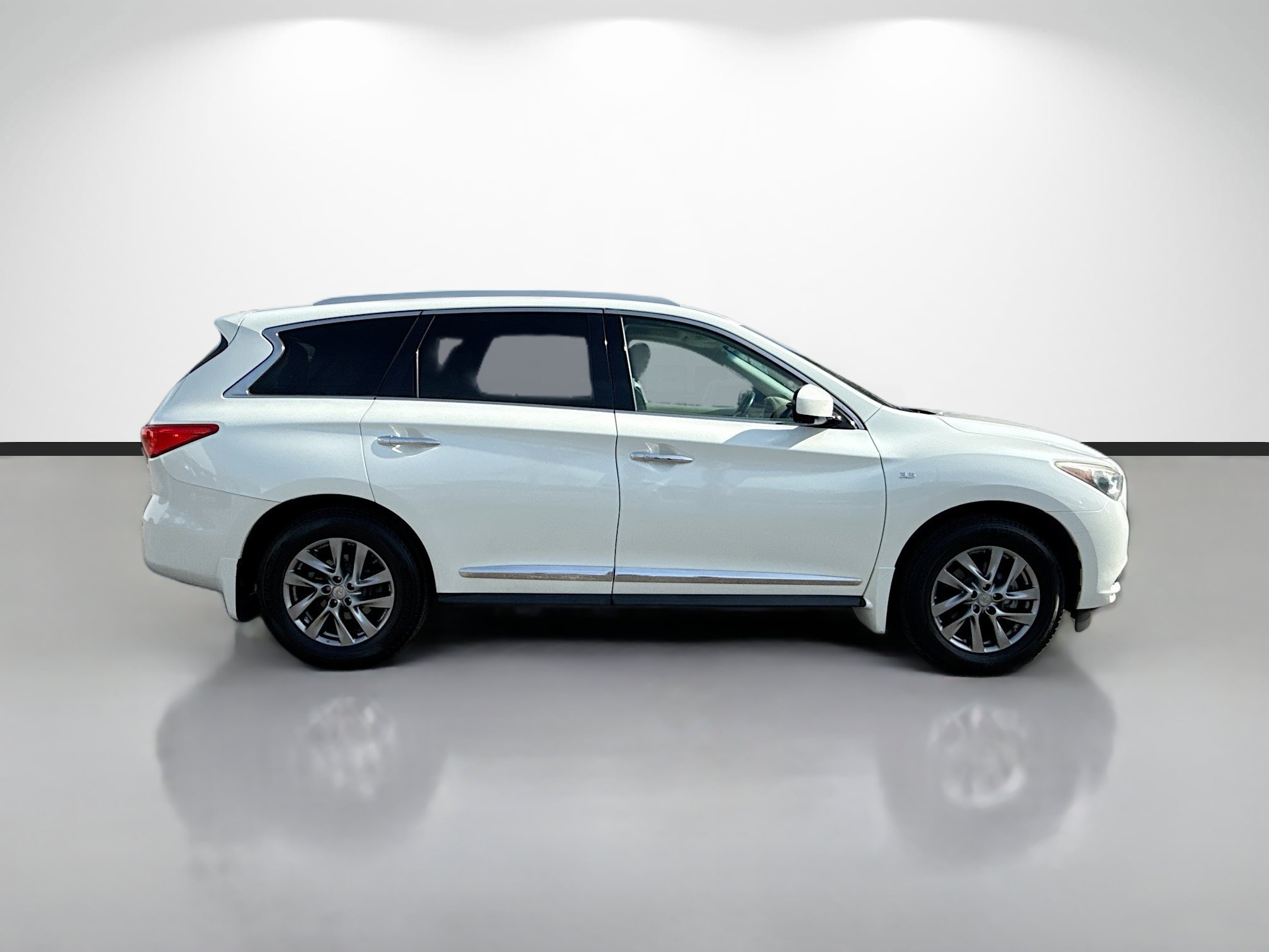 Used 2015 INFINITI QX60 Luxe w/ Premium Plus Package AWD/4WD image 2
