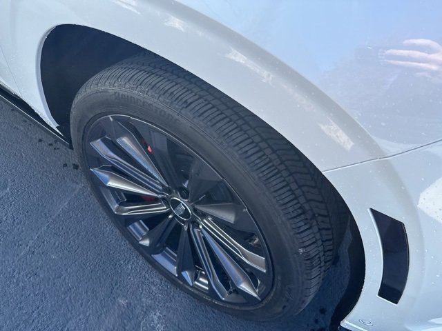 Used 2025 Cadillac Escalade V image 13