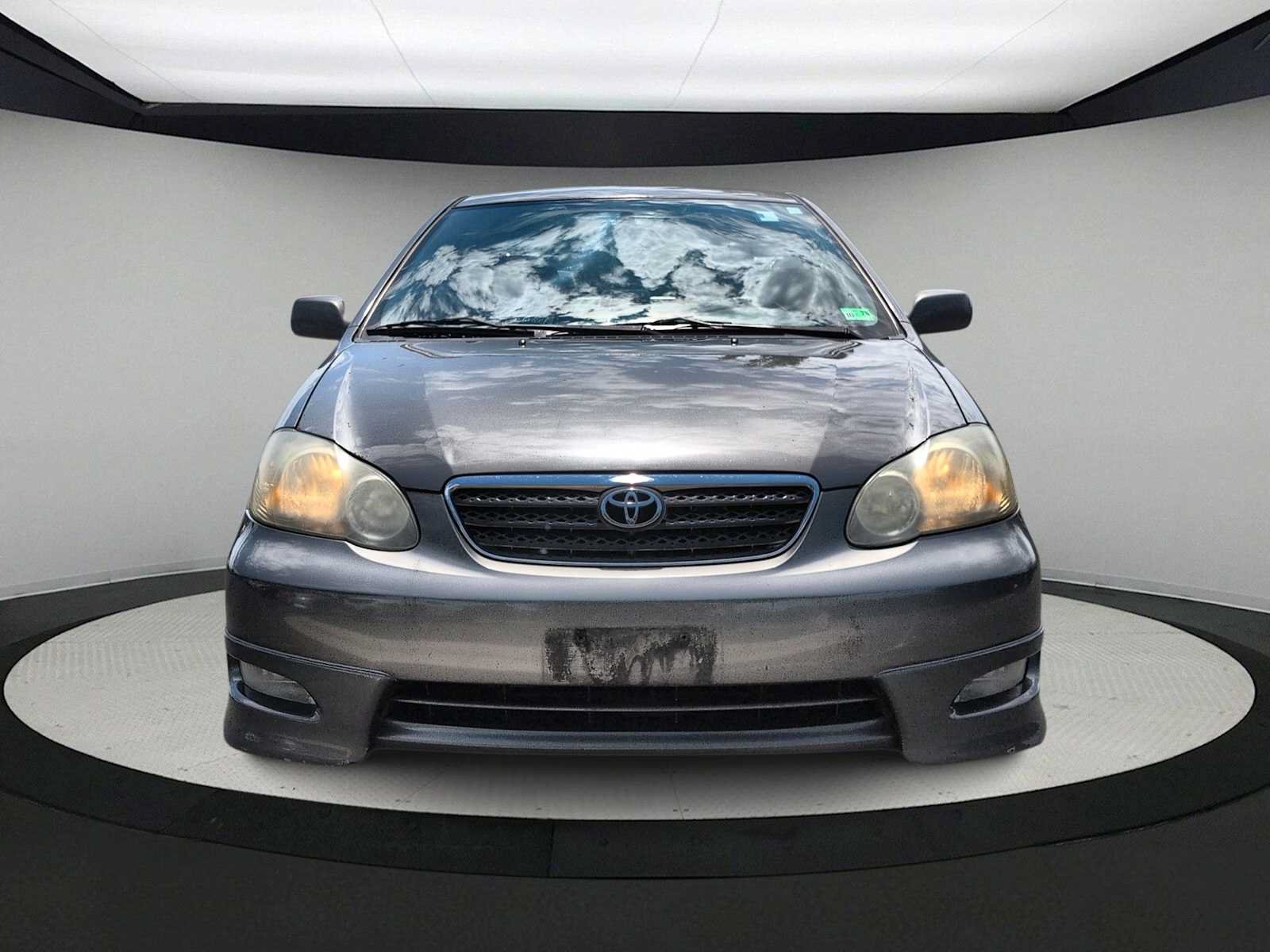 Used 2005 Toyota Corolla FWD image 3