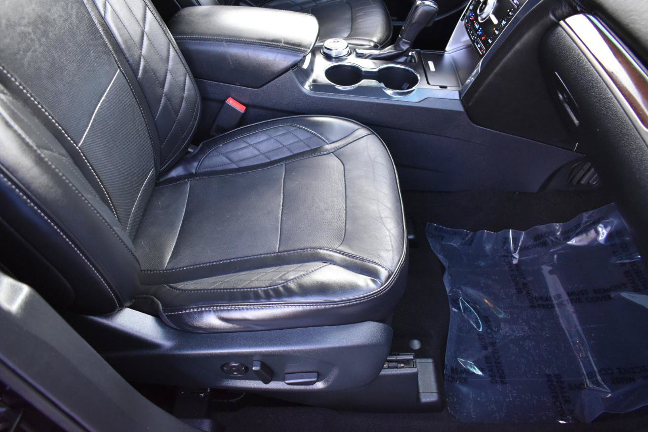 Used 2019 Ford Explorer Platinum AWD/4WD image 29