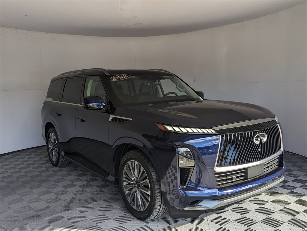 Used 2025 INFINITI QX80 Luxe image 2