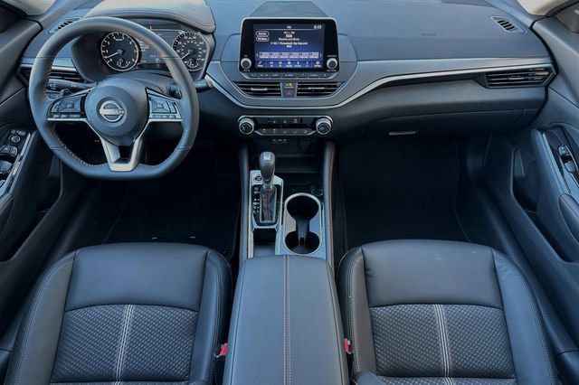 New 2025 Nissan Altima 2.5 SR image 13