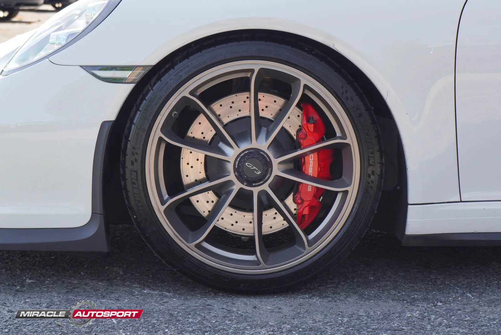Used 2014 Porsche 911 GT3 w/ Sound Package Plus RWD image 13