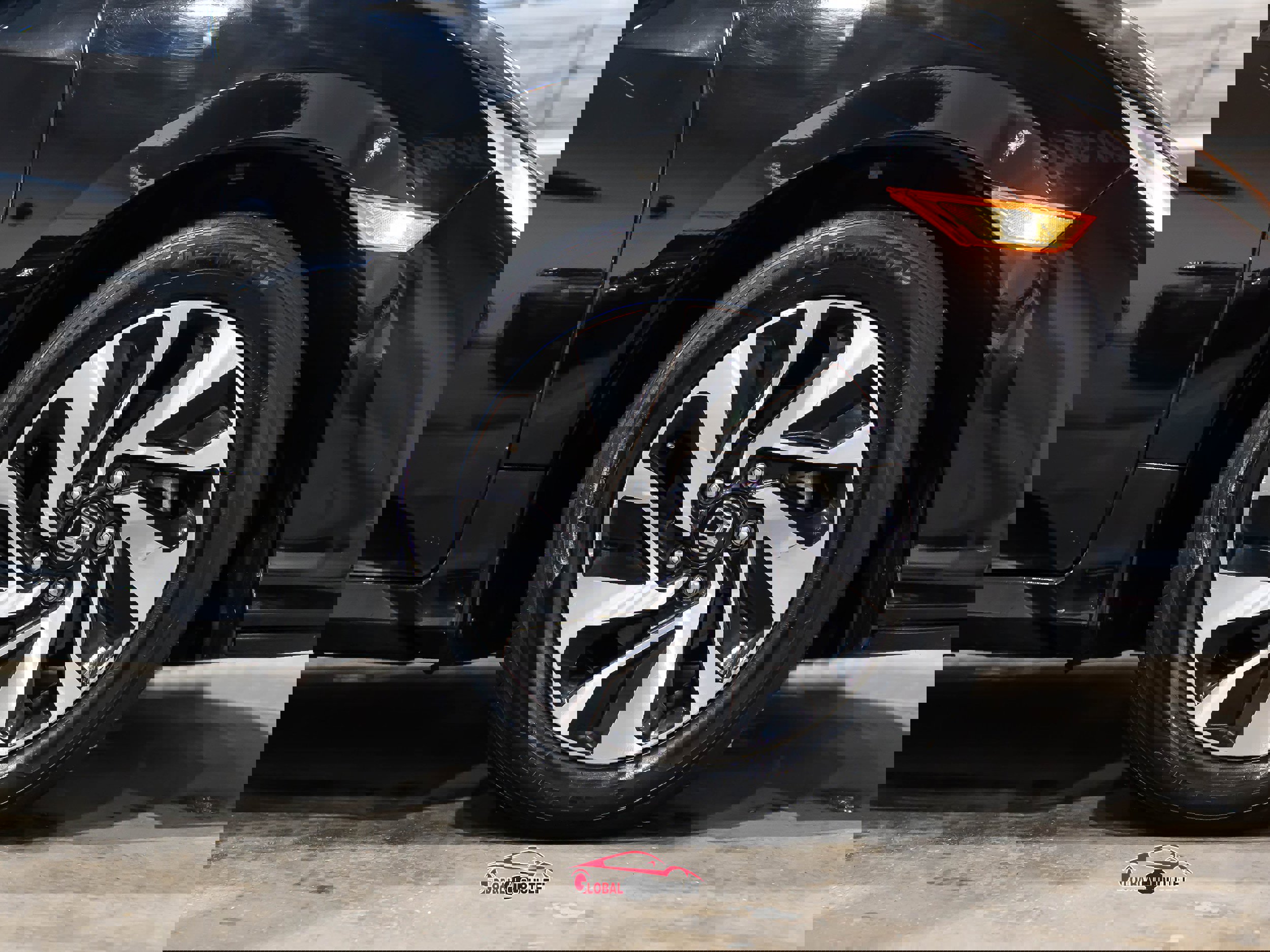 Used 2017 Honda Civic LX image 9