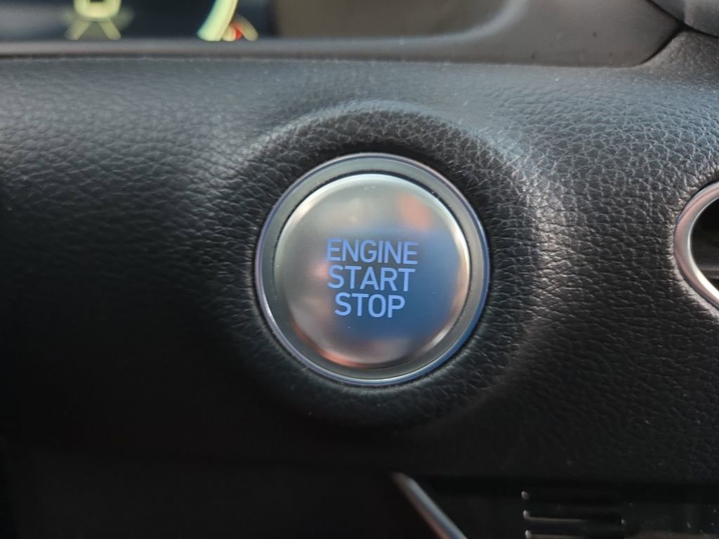 Used 2022 Hyundai Sonata Limited image 25