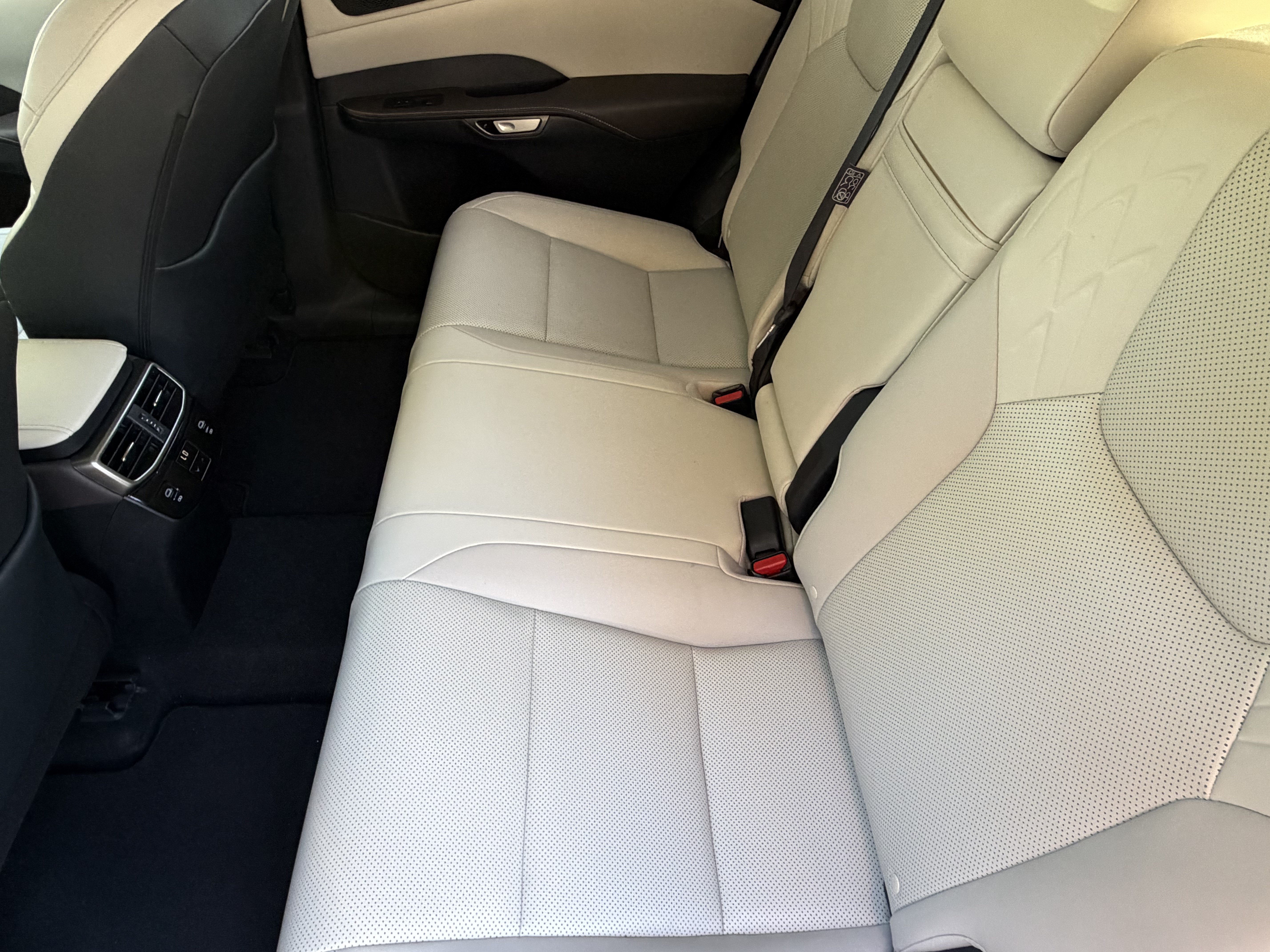 Used 2023 Lexus RX 350 FWD image 30