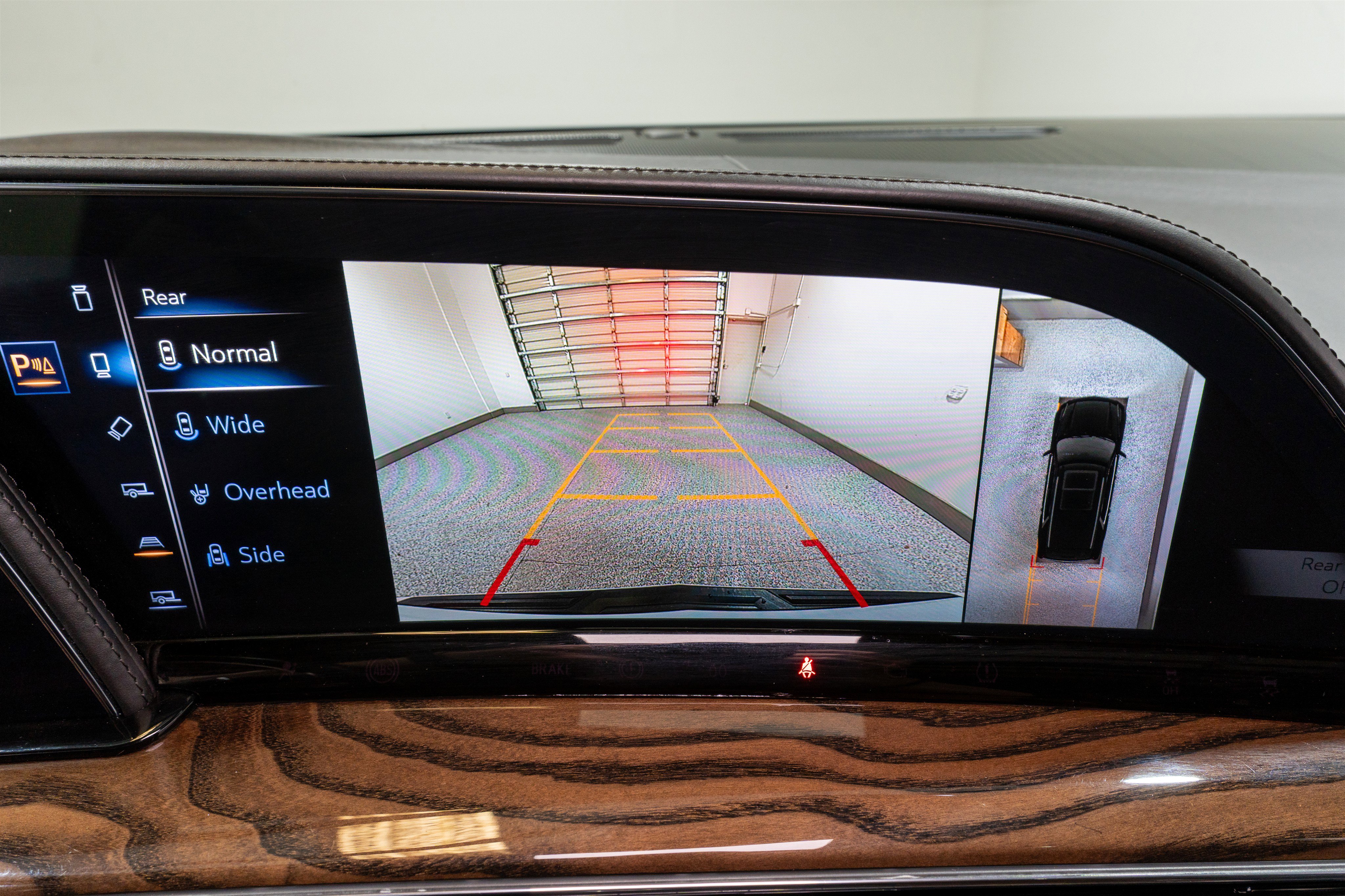 Used 2021 Cadillac Escalade ESV Sport Platinum AWD/4WD image 23