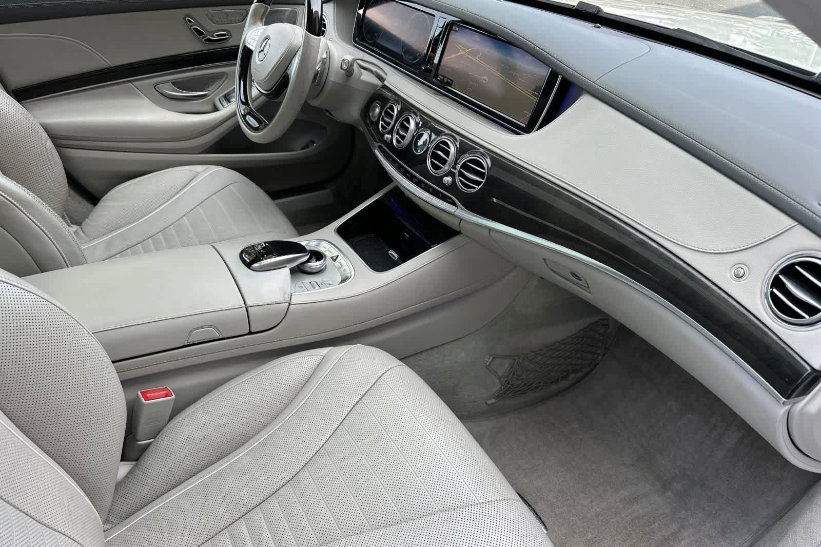 Used 2015 Mercedes-Benz S 550 Sedan image 16