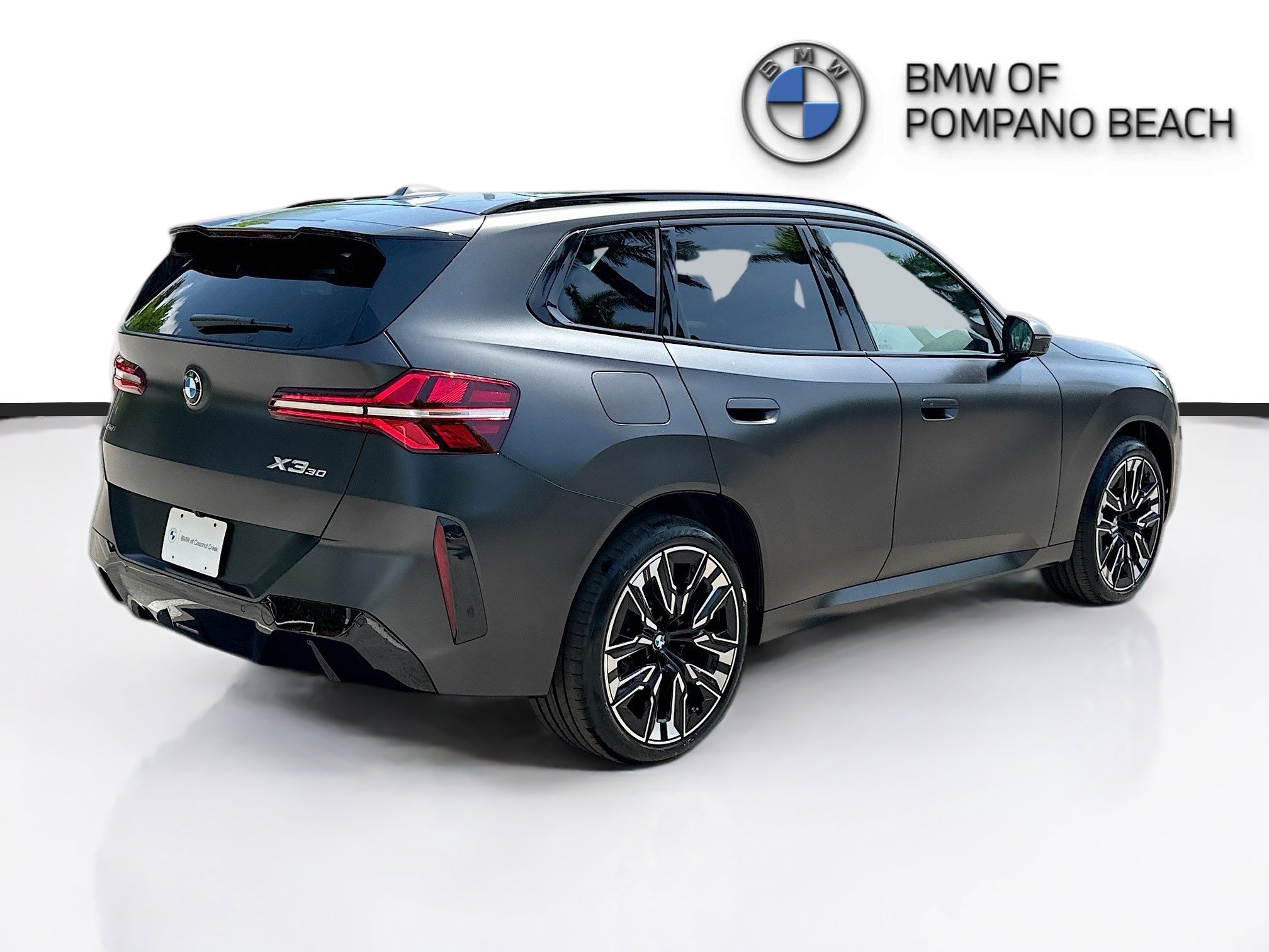 Used 2025 BMW X3 xDrive30i w/ Premium Package AWD/4WD image 7