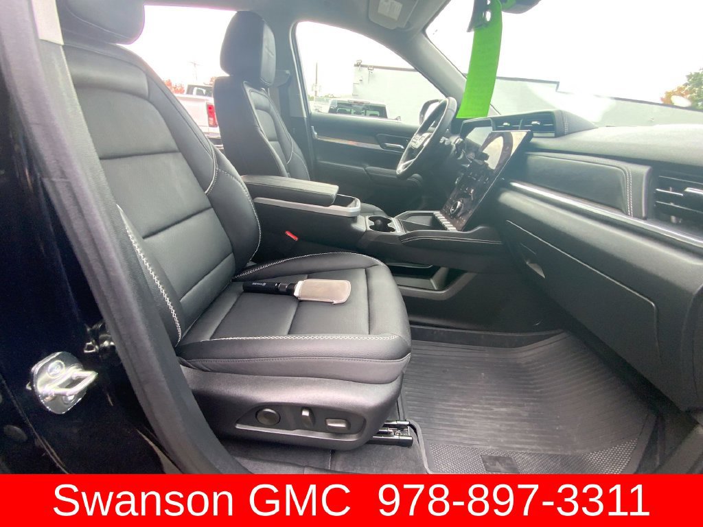 Certified 2026 GMC Terrain Denali w/ LPO, Floor Liner Package AWD/4WD image 27