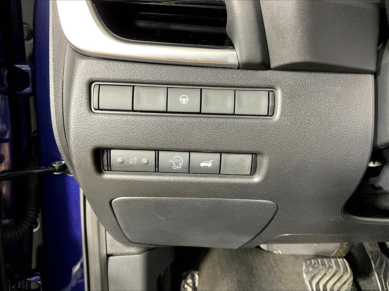 Certified 2023 Nissan Rogue SL w/ SL Premium Package AWD/4WD image 37