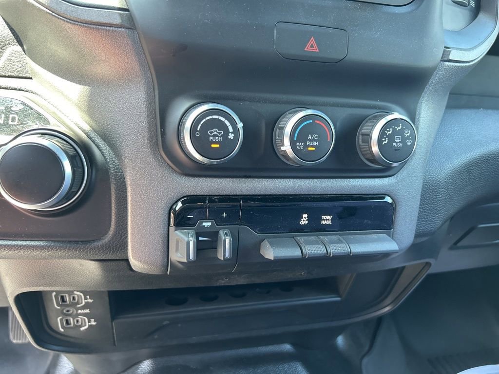 Used 2022 RAM 2500 Tradesman AWD/4WD image 22