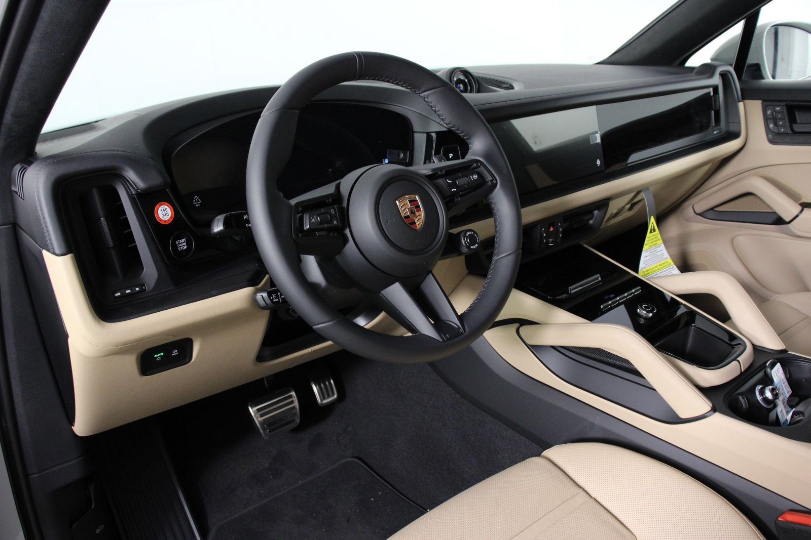 New 2026 Porsche Cayenne GTS AWD/4WD image 4