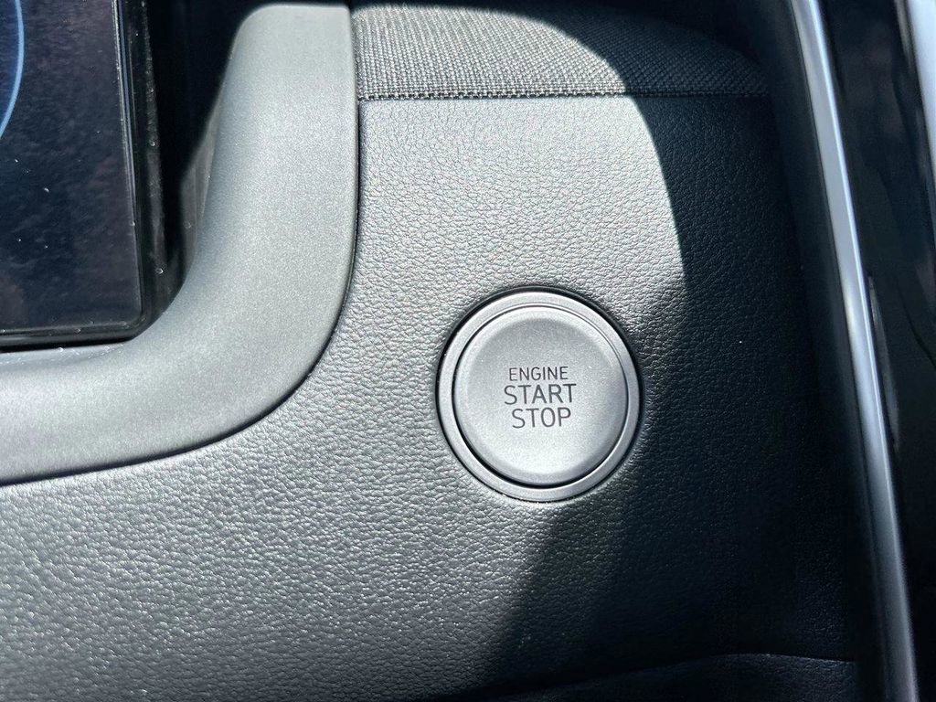 Used 2024 Hyundai Tucson Limited AWD/4WD image 34