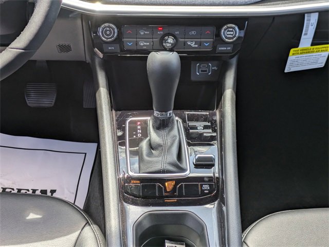 New 2025 Jeep Compass Latitude w/ Sun & Sound Group image 19