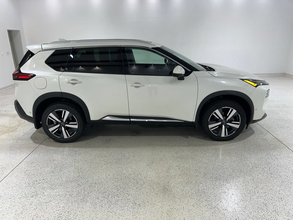 Used 2022 Nissan Rogue SL w/ SL Premium Package AWD/4WD image 6