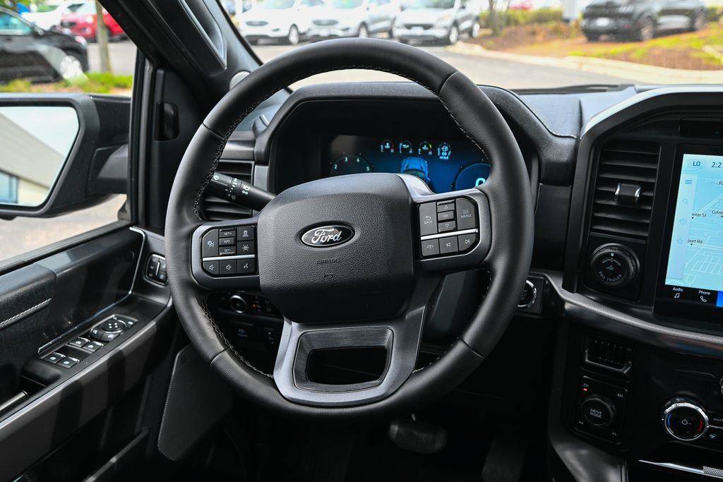Used 2025 Ford F150 Lariat AWD/4WD image 31