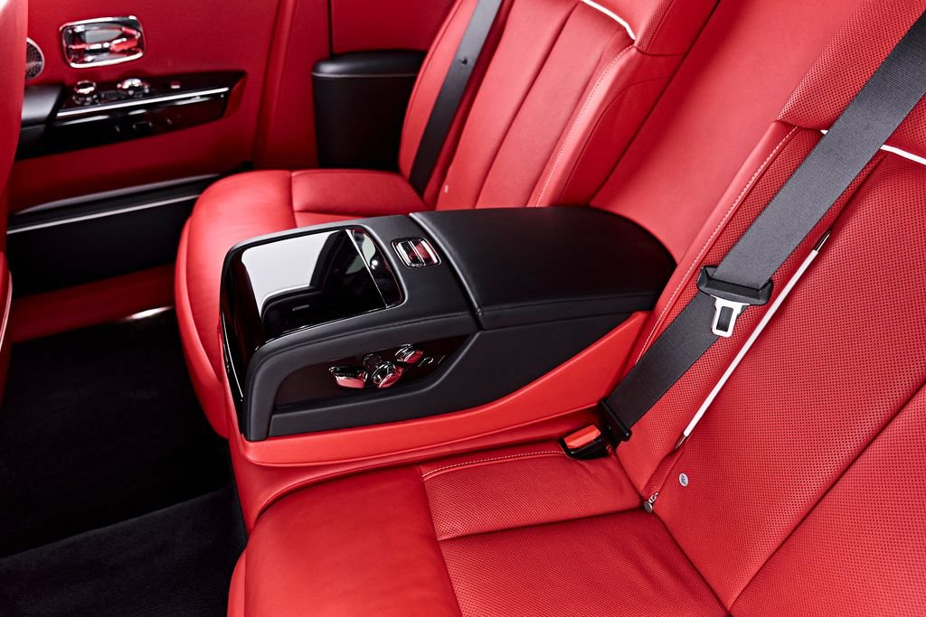 Used 2021 Rolls-Royce Phantom Sedan RWD image 68