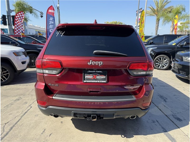 Used 2020 Jeep Grand Cherokee Trailhawk AWD/4WD image 5