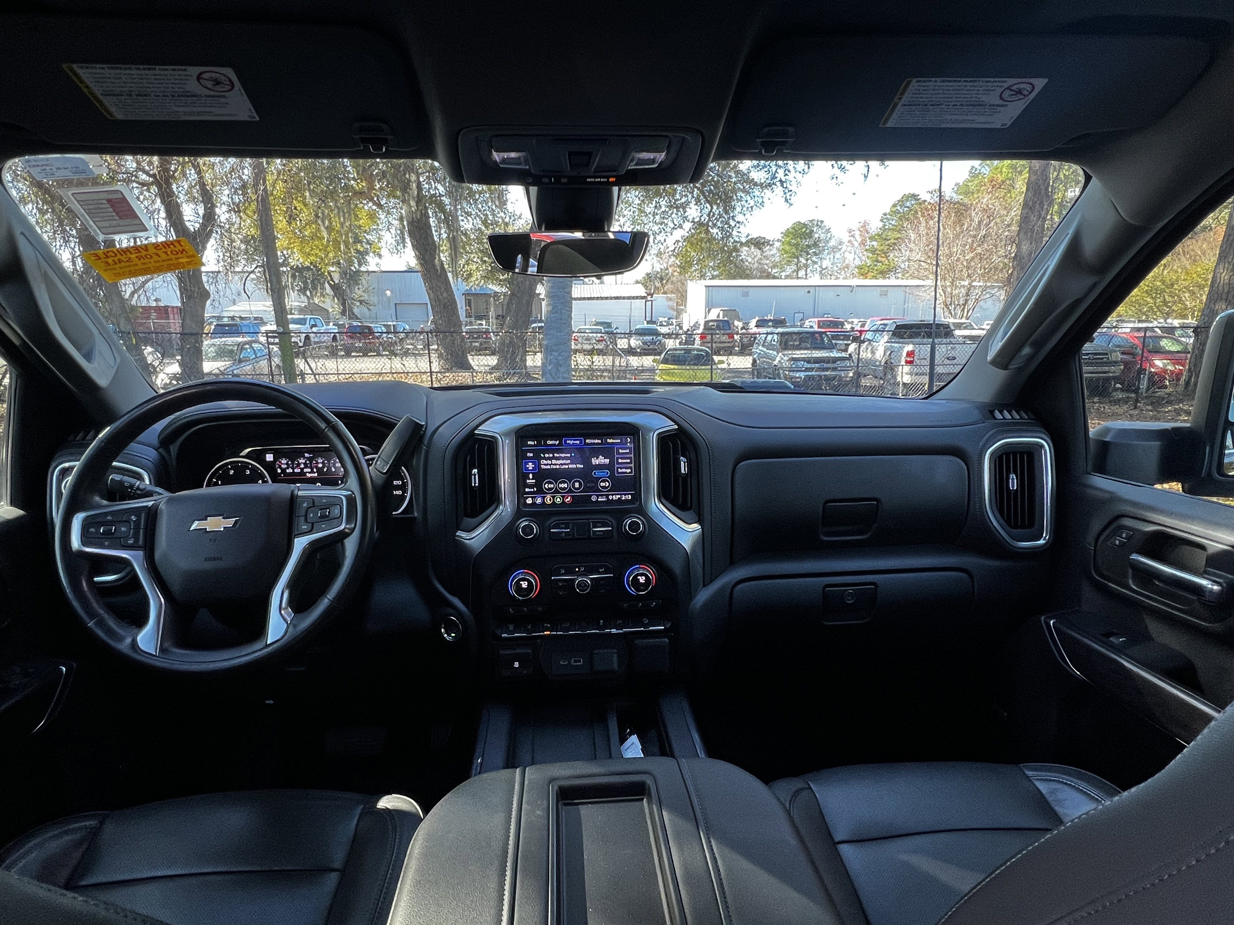 Used 2020 Chevrolet Silverado 2500 LTZ w/ LTZ Premium Package image 37