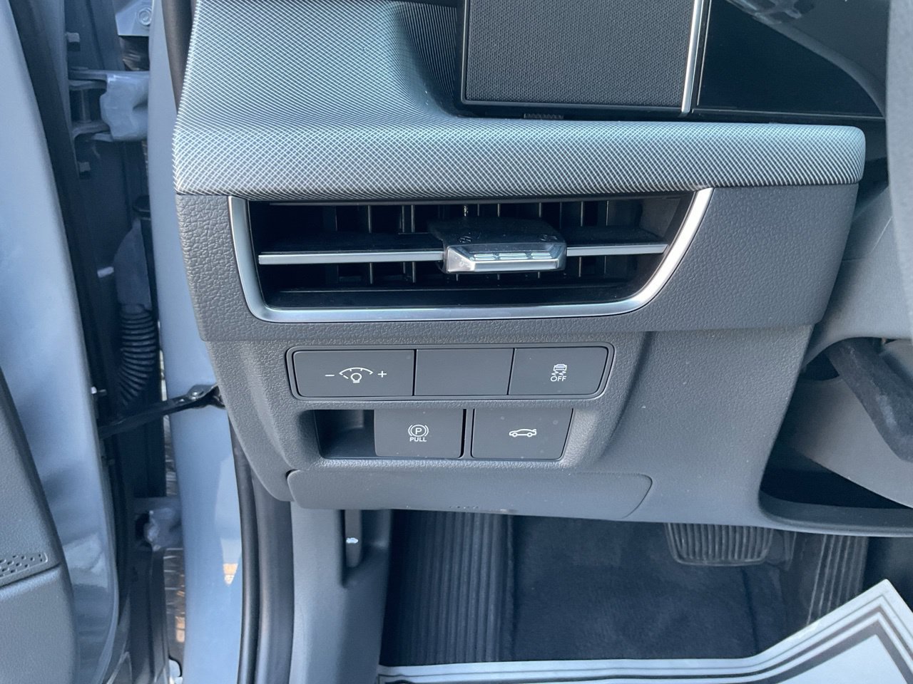 Used 2025 Hyundai Sonata SEL FWD image 19