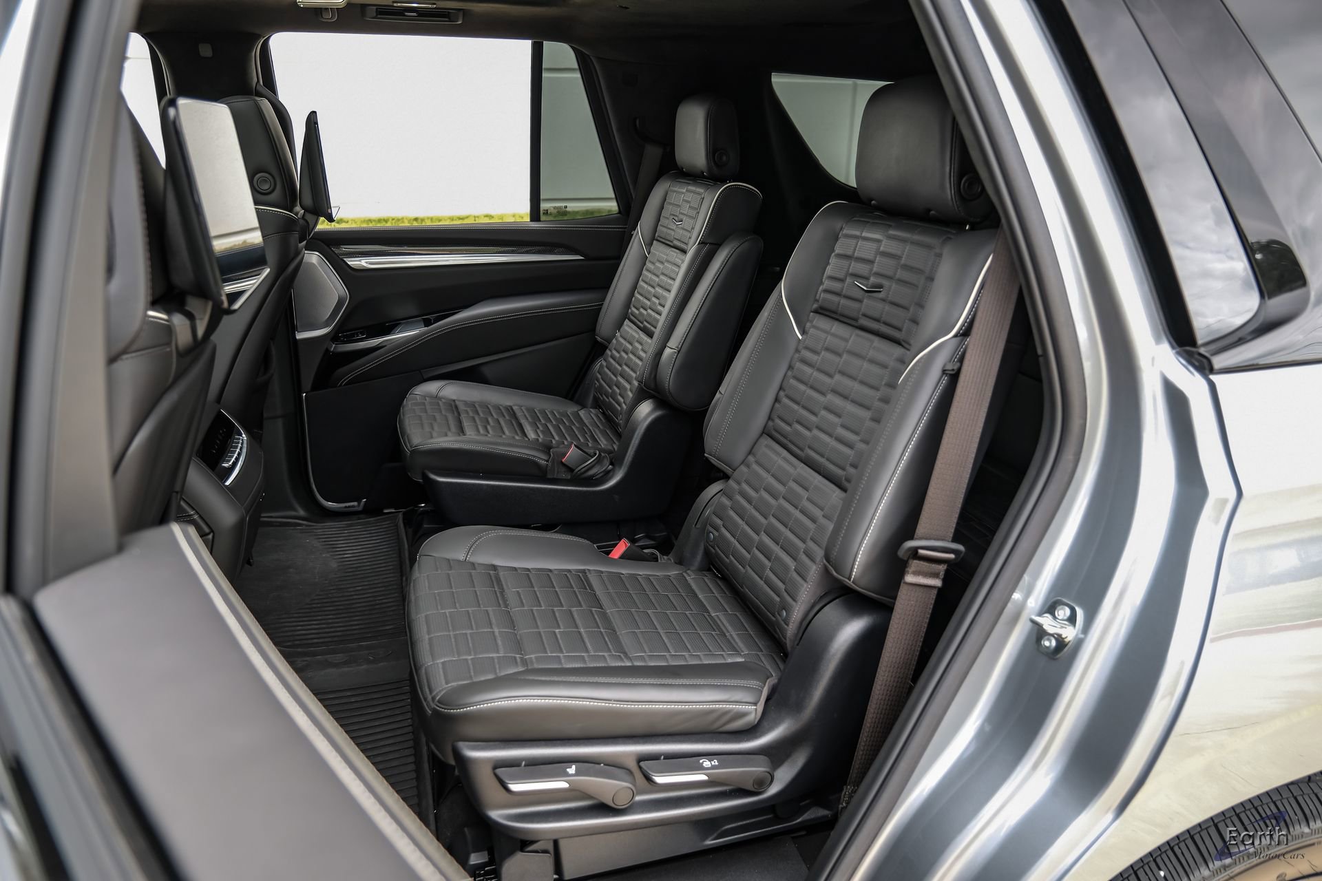 Used 2025 Cadillac Escalade V w/ LPO, Floor Liner Package AWD/4WD image 69