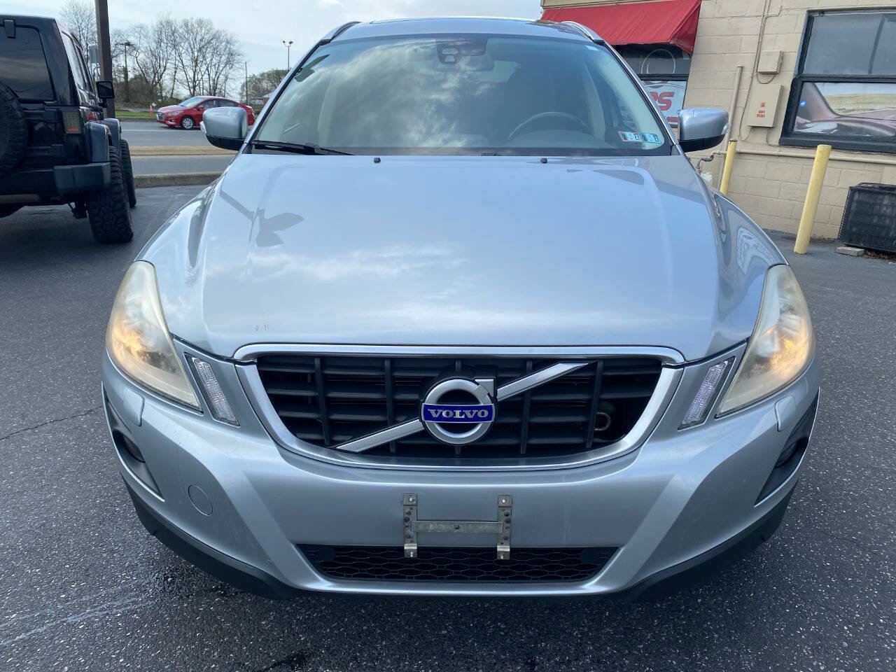 Used 2010 Volvo XC60 T6 image 8