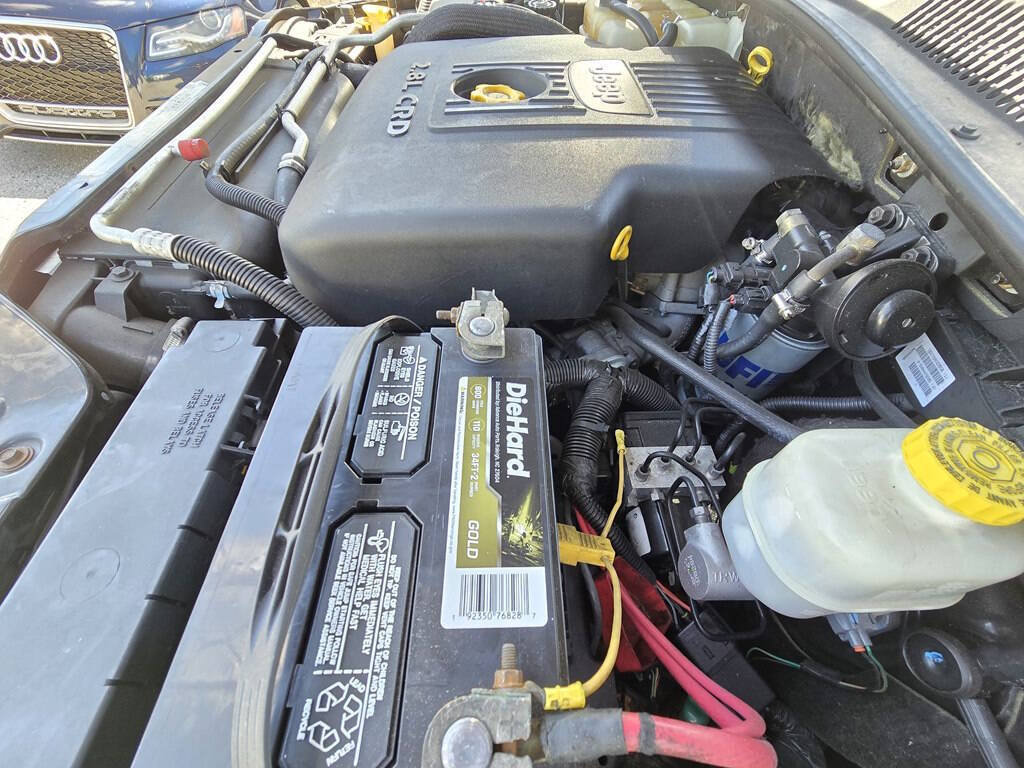 Used 2006 Jeep Liberty Sport AWD/4WD image 24
