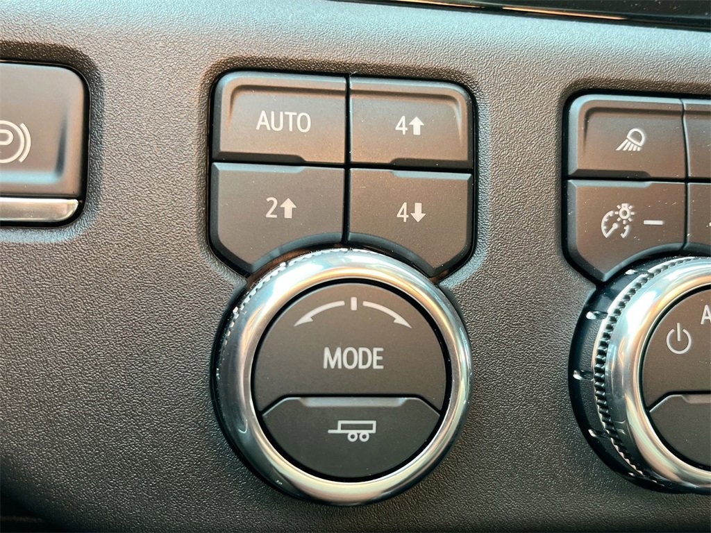 New 2026 GMC Sierra 3500 SLT w/ SLT Premium Package image 28