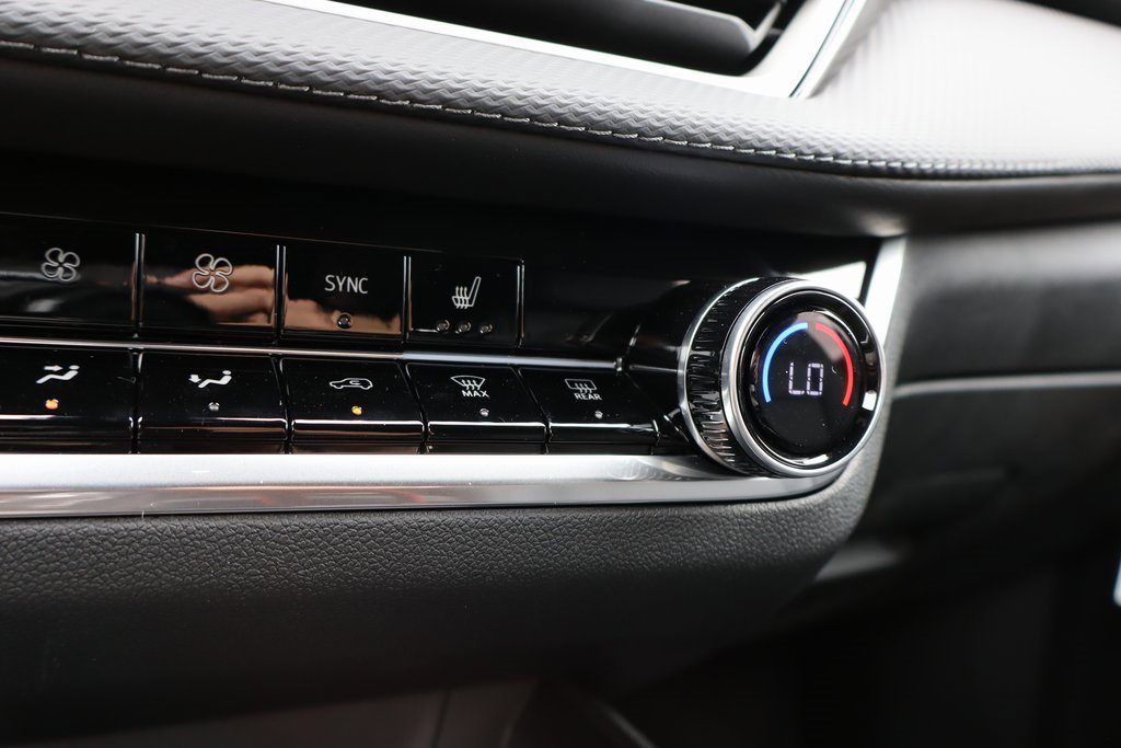 New 2026 Chevrolet Equinox LT w/ Convenience Package II image 12