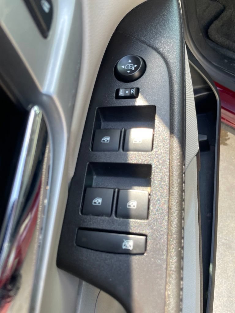 Used 2017 GMC Terrain SLE FWD image 15