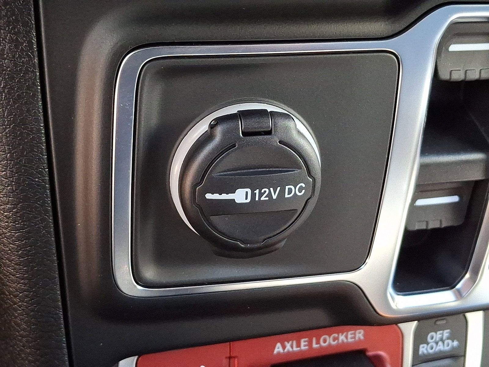 New 2026 Jeep Wrangler Unlimited Sport AWD/4WD image 15