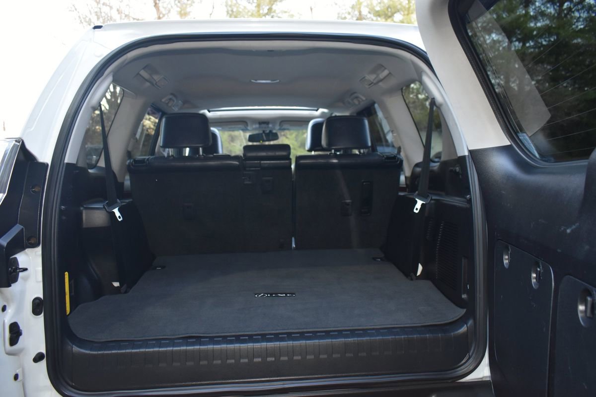 Used 2014 Lexus GX 460 w/ Premium Package image 44