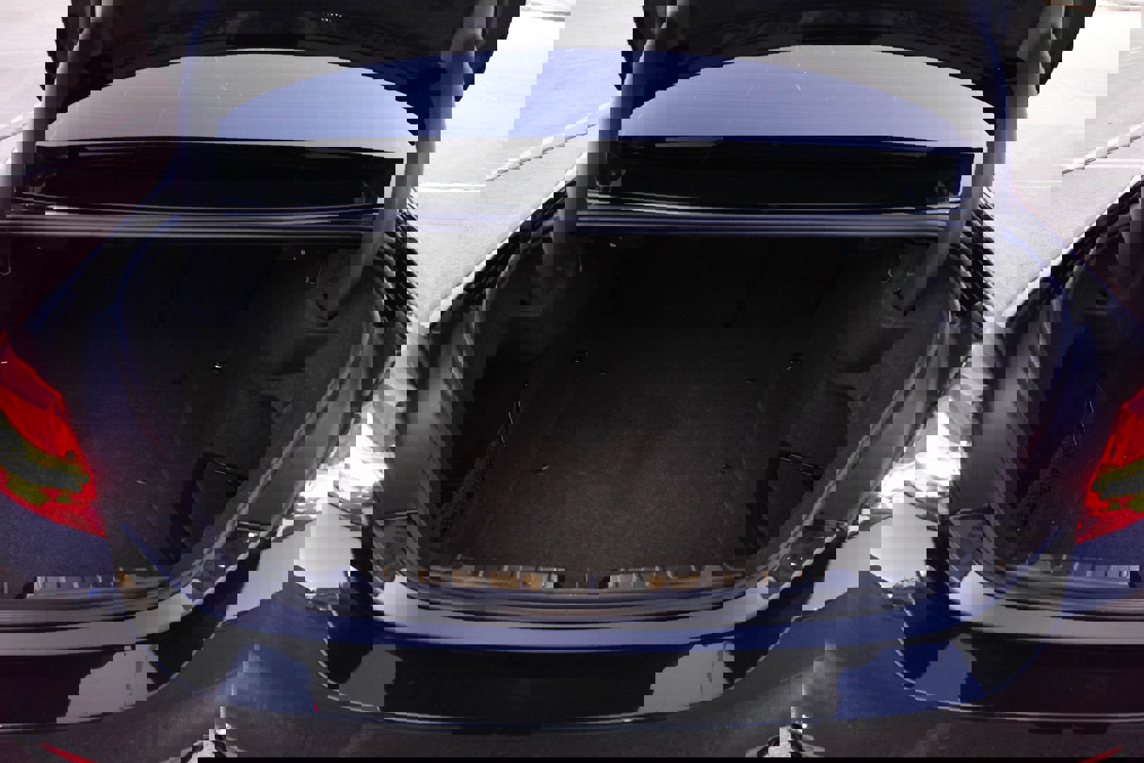 Used 2019 BMW M4 CS w/ Executive Package image 24