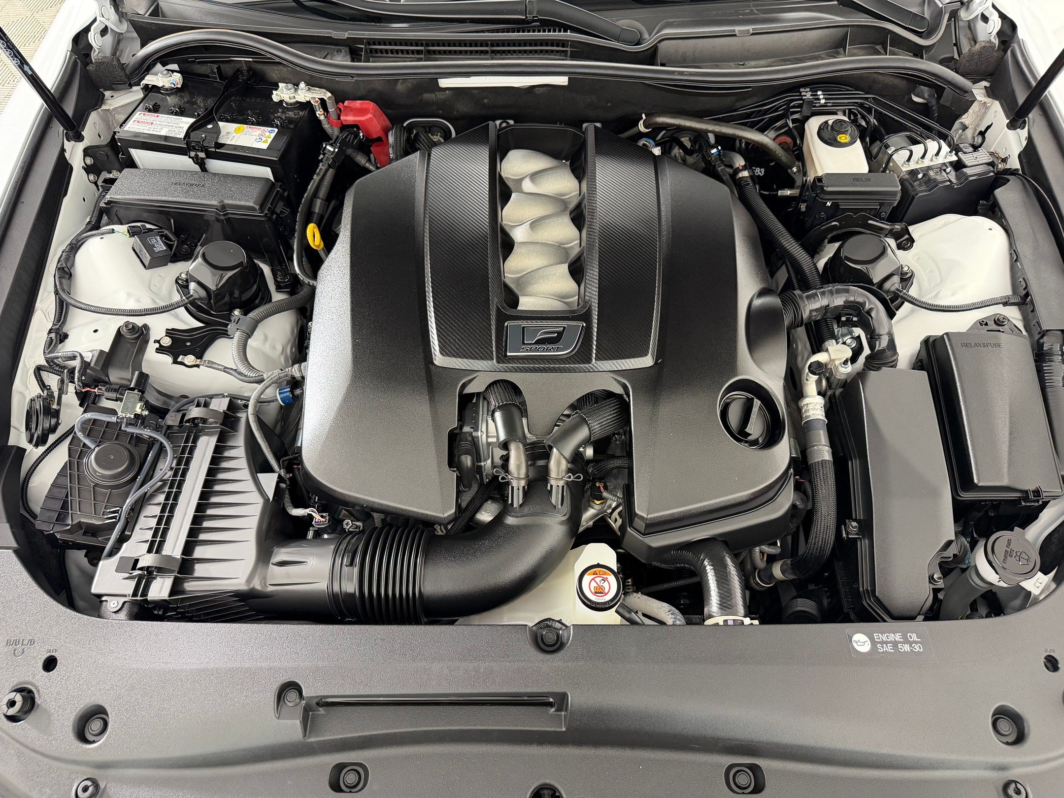Used 2025 Lexus IS 500 w/ Accessory Package 2 RWD image 32