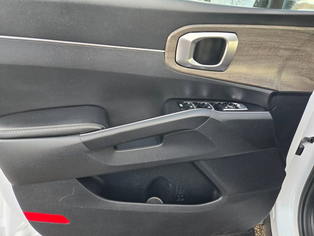 Used 2022 Kia Sorento X-Line EX image 18