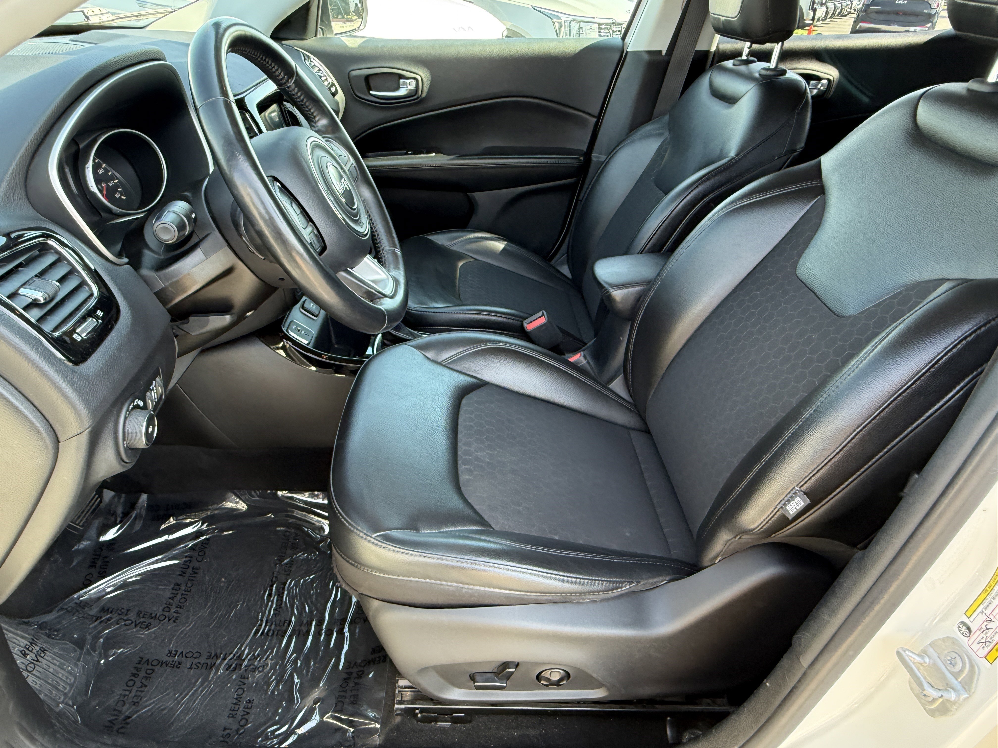 Used 2018 Jeep Compass Altitude w/ Popular Equipment Group image 15