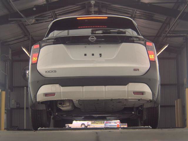 Certified 2025 Nissan Kicks SR FWD image 7