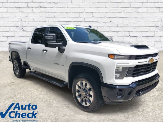 Used 2025 Chevrolet Silverado 2500 Custom w/ Custom Value Package AWD/4WD image 5