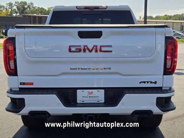 Used 2021 GMC Sierra 1500 AT4 w/ AT4 Value Package AWD/4WD image 4
