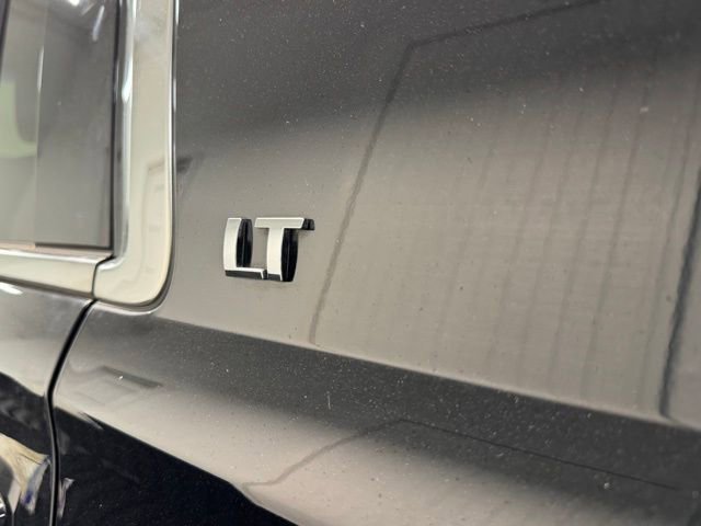 Used 2019 Chevrolet Suburban LT image 38