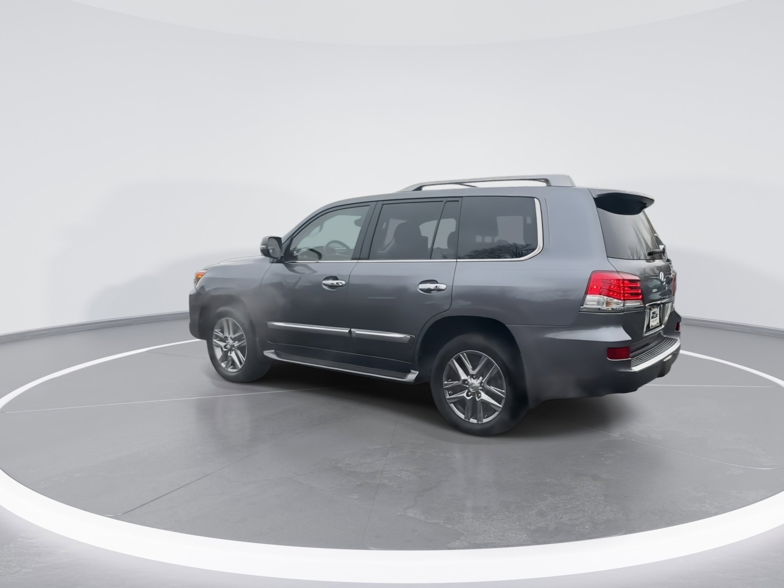 Used 2015 Lexus LX 570 4WD w/ Luxury Package image 6