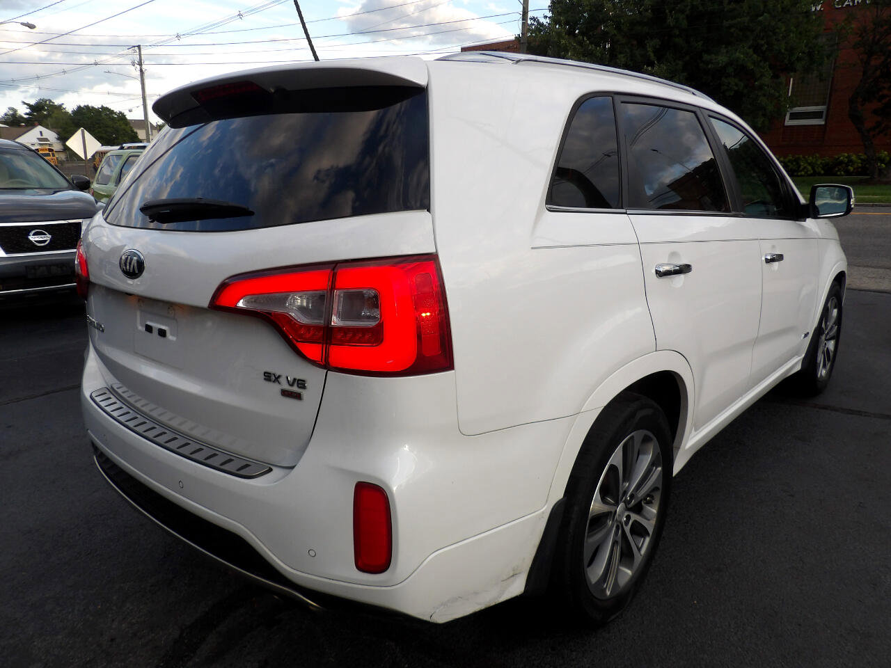 Used 2015 Kia Sorento SX image 6