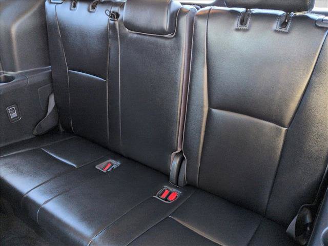 Used 2023 Toyota Highlander XLE FWD image 28