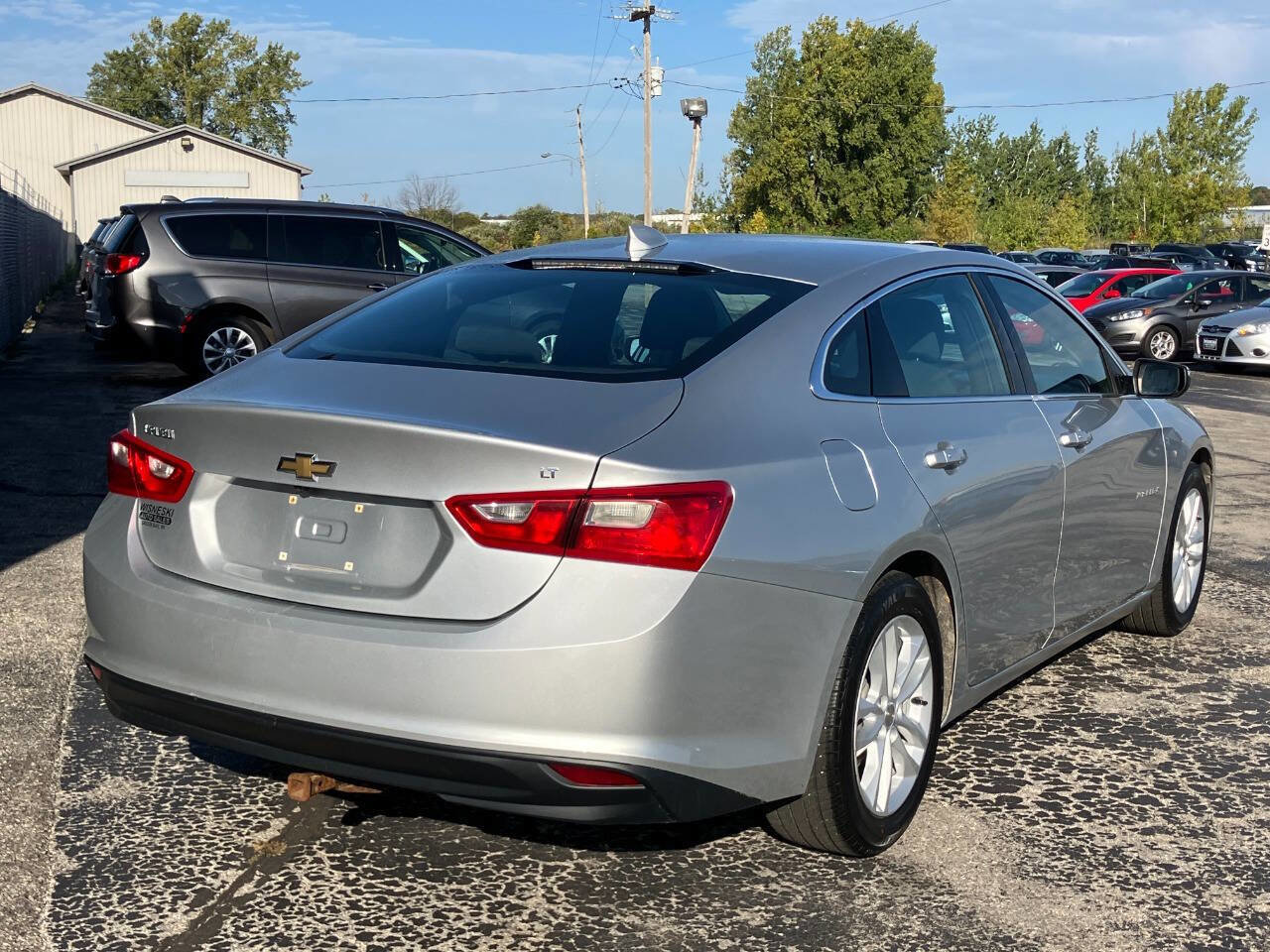 Used 2016 Chevrolet Malibu LT image 3