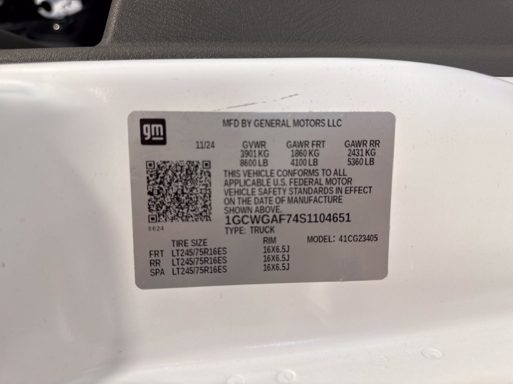 New 2025 Chevrolet Express 2500 w/ Driver Convenience Package RWD image 24