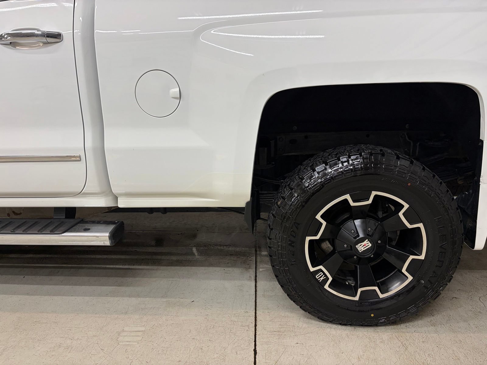 Used 2015 Chevrolet Silverado 3500 High Country w/ Duramax Plus Package AWD/4WD image 8