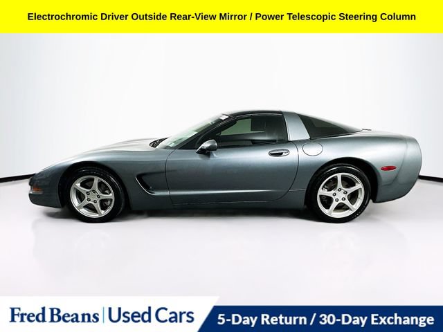 Used 2004 Chevrolet Corvette Coupe w/ Roof Package RWD image 7